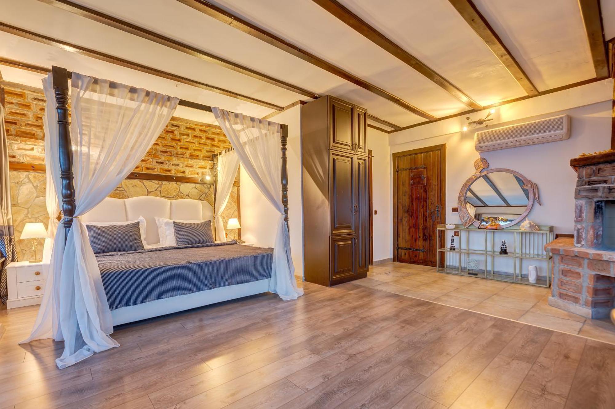 Papazlikhan Hotel Altınoluk Rum bild